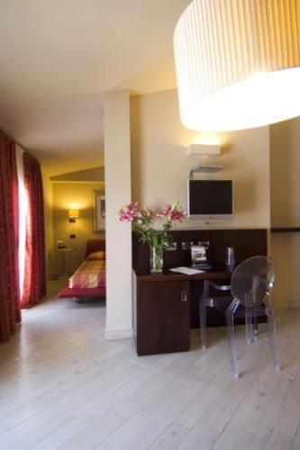 Hotel Touring Fiorano Modenese Exteriör bild