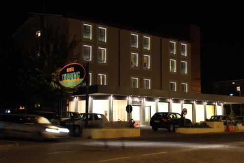 Hotel Touring Fiorano Modenese Exteriör bild