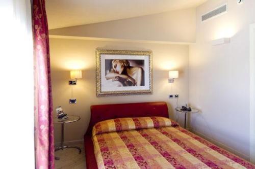 Hotel Touring Fiorano Modenese Exteriör bild